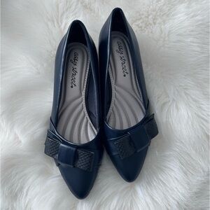 Easy Street Women's Comfort Insole shoe